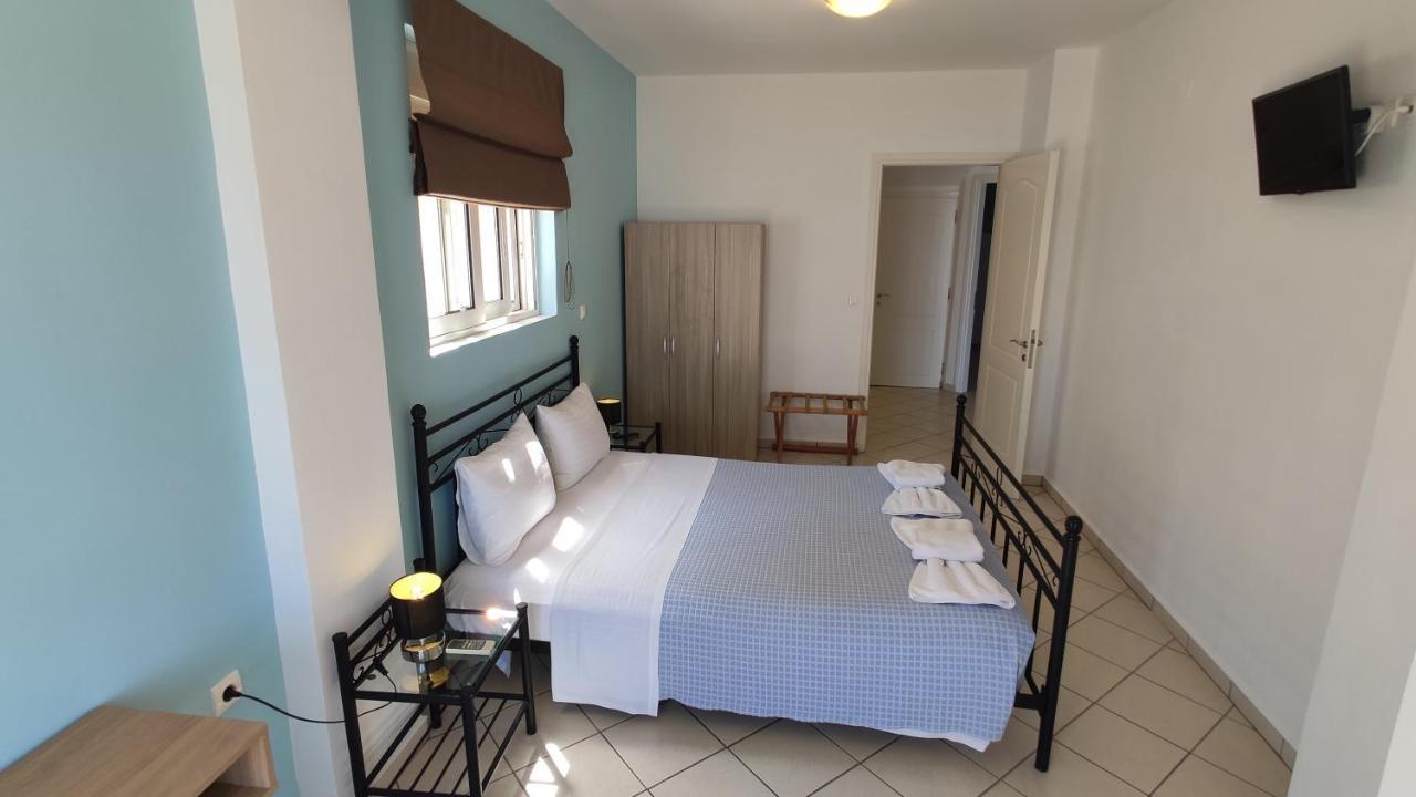 Blue Villas Agia Marina Dış mekan fotoğraf