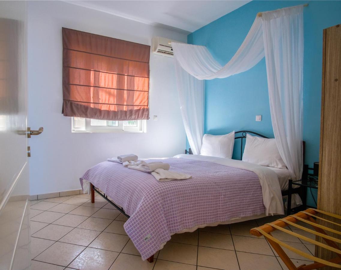 Blue Villas Agia Marina Dış mekan fotoğraf