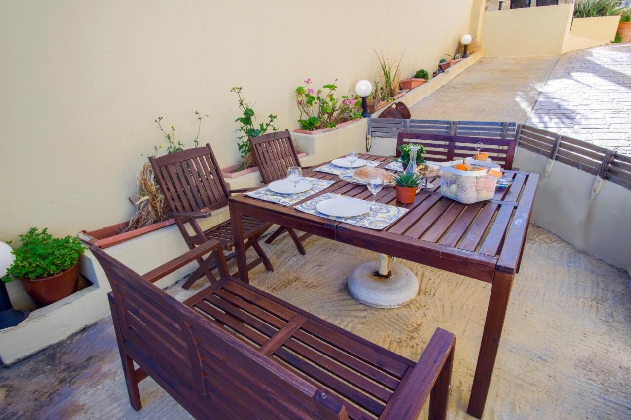 Blue Villas Agia Marina Dış mekan fotoğraf