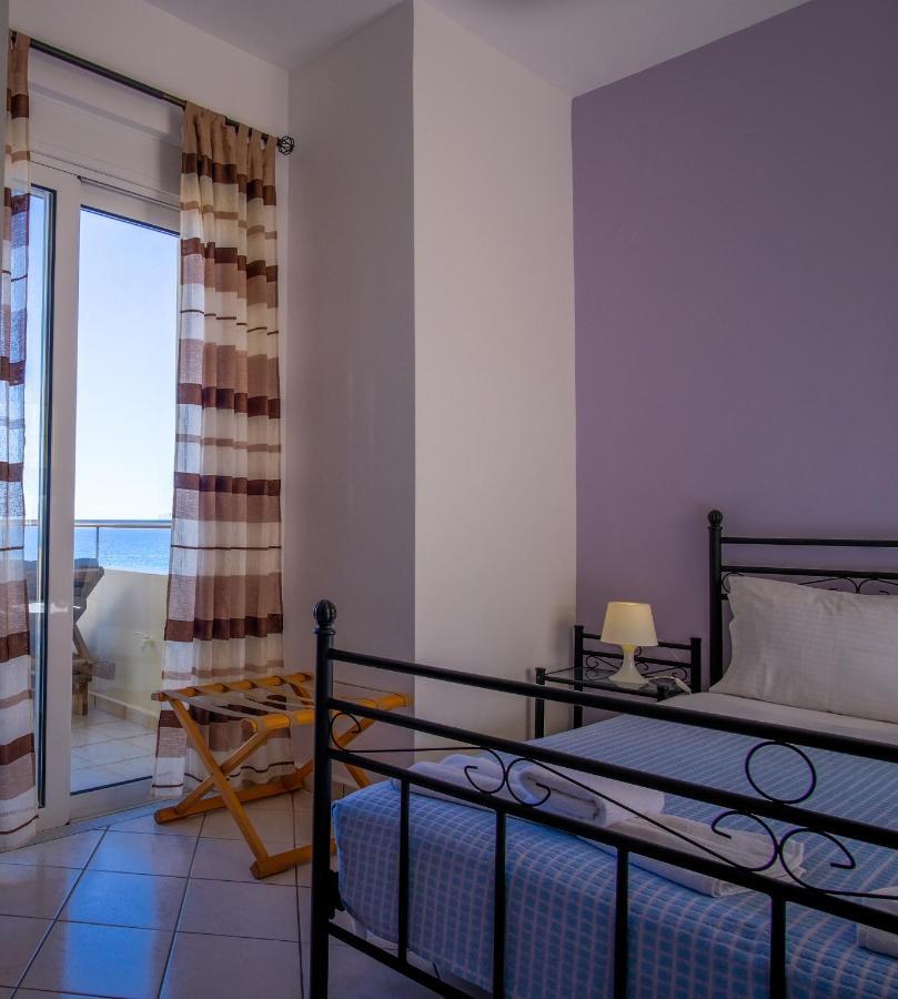 Blue Villas Agia Marina Dış mekan fotoğraf