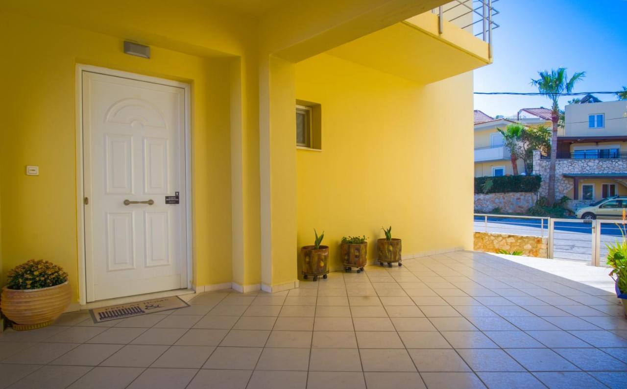 Blue Villas Agia Marina Dış mekan fotoğraf